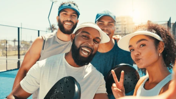 Padel — Tous Niveaux 📍 Padel Club ALL IN de Grasse — Lundi 9 mars 2026